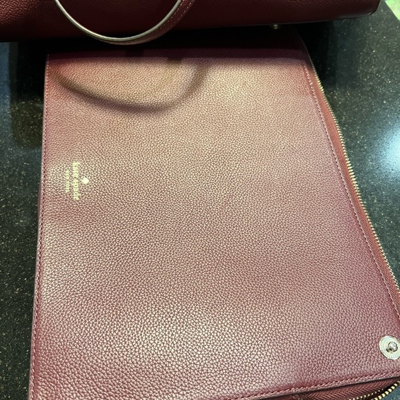 Kate Spade of New York Margaux Large Tote + Matching Laptop Sleeve — Mulberry ♠️ - Picture 12 of 15
